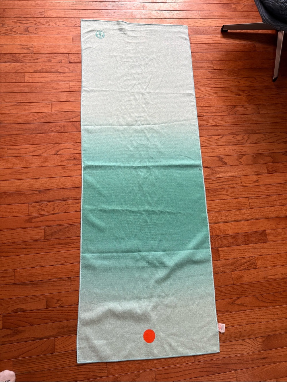 Lululemon x Yogitoes Skidless Mat Sized Towel